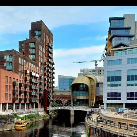 Quickstay Гостевой дом *